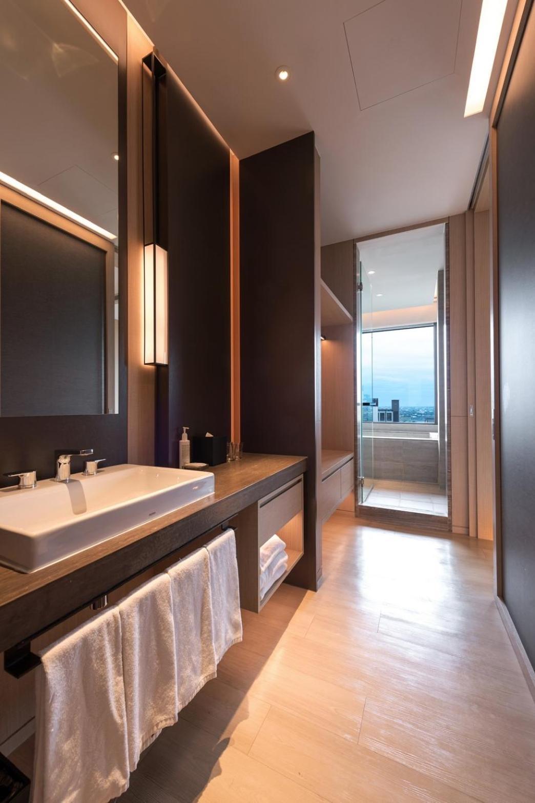 Mu Jiaoxi Hotel Exterior photo Bathroom