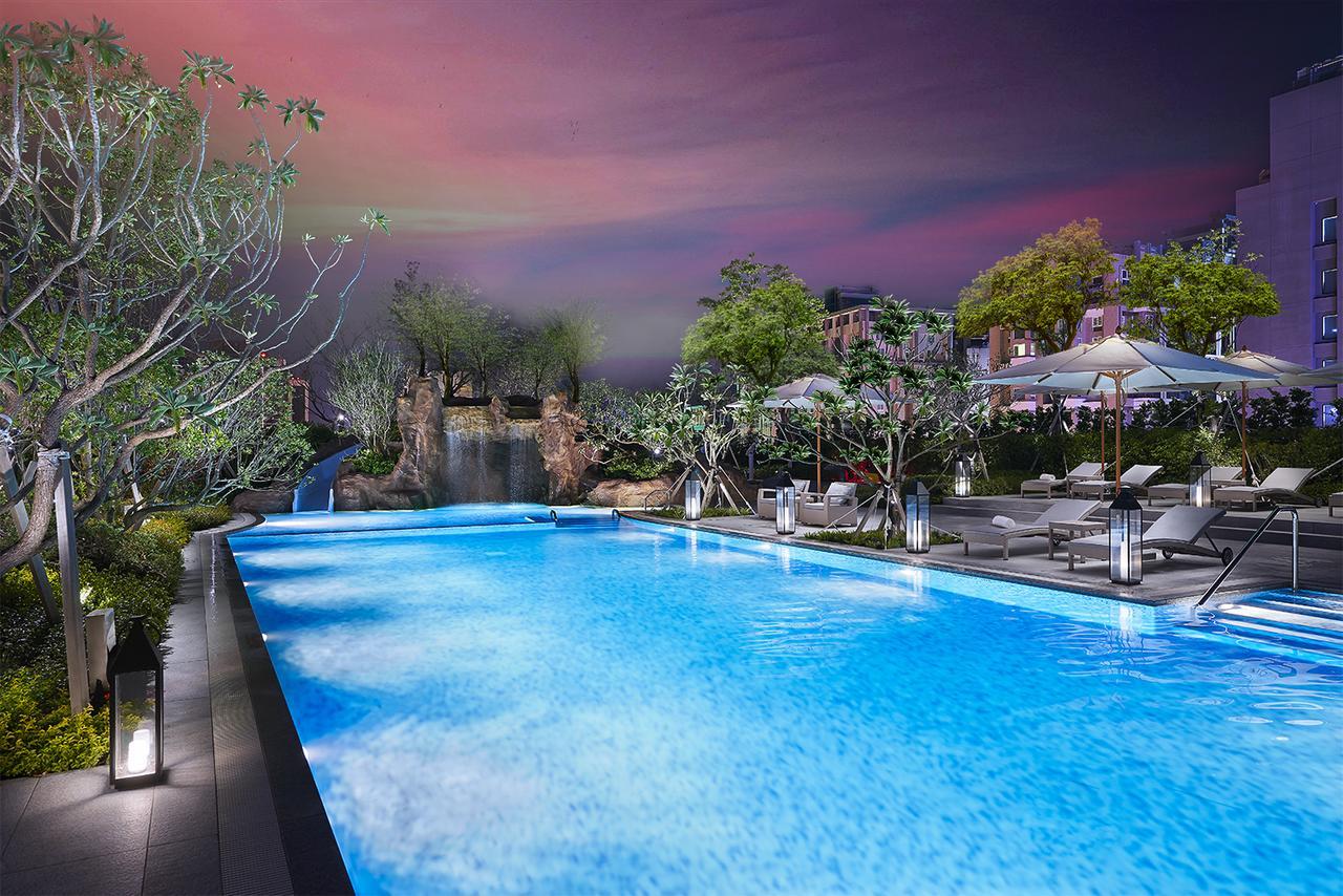 Mu Jiaoxi Hotel Exterior photo The swimming pool at the hotel